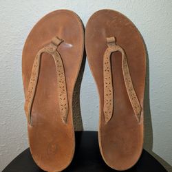 Olukai Woman's Sandals Size 10