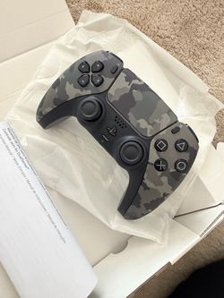 Sony PlayStation 5 DualSense Wireless Controller – Gray Camouflage