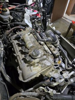 2010 - 2015 Toyota Prius engine/transmission