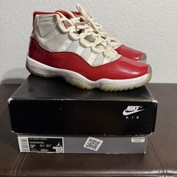 Jordan 11 Cherry Size 9.5