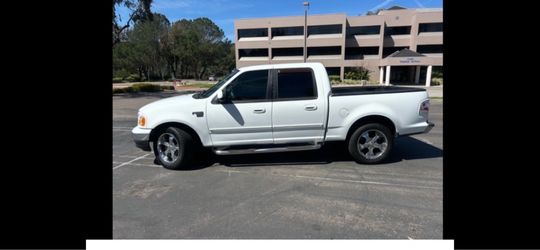 Ford F150 supercrew cab - or best offer