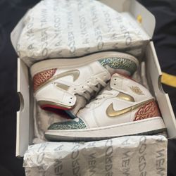 Kid's Air Jordan 1 Mid GS 'NC to Chi