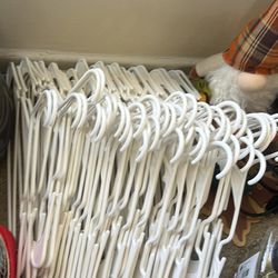 50 white hangers