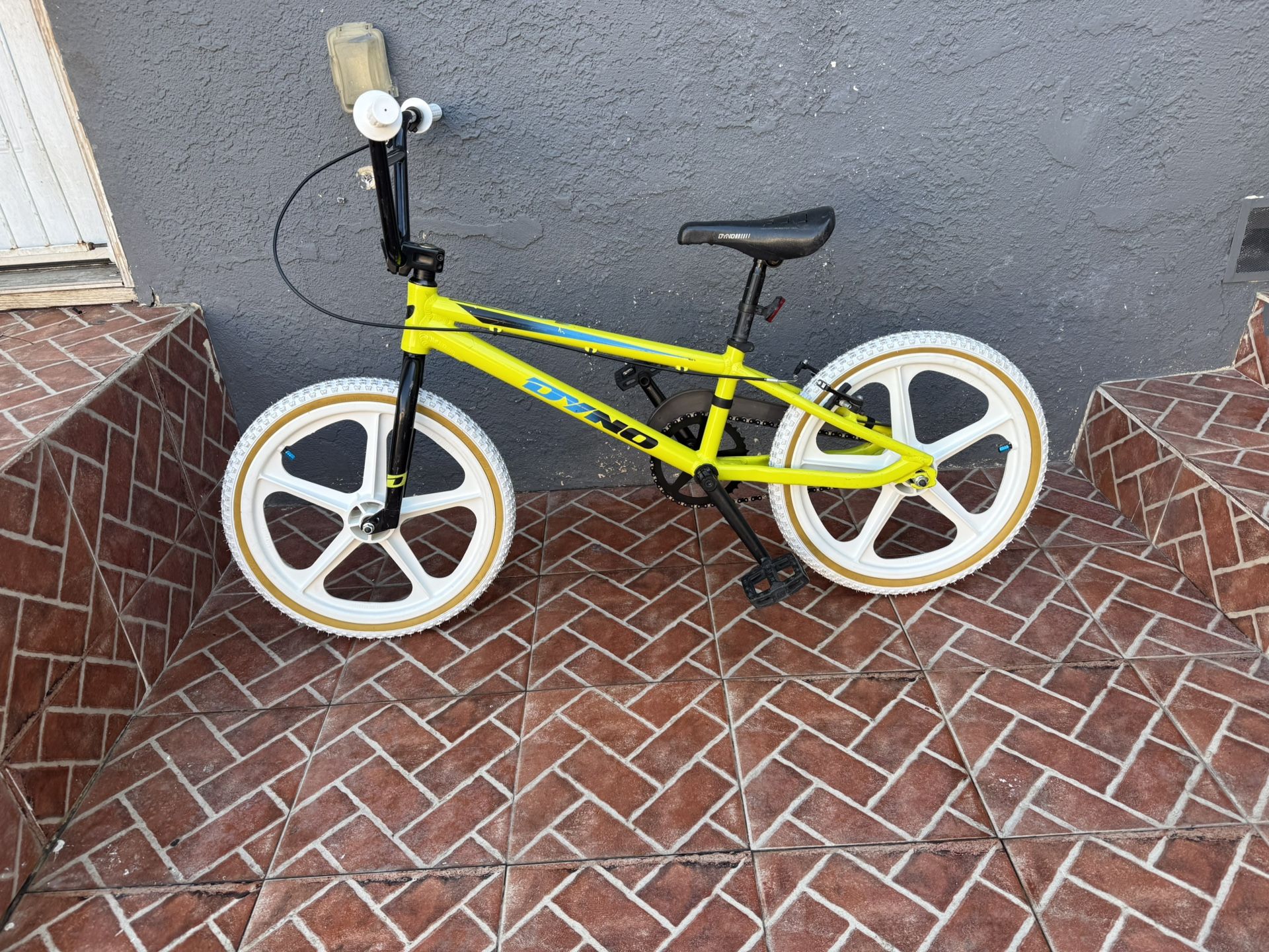 20’ Dyno/ Gt , Vfr bmx bike ready to ride super smooth