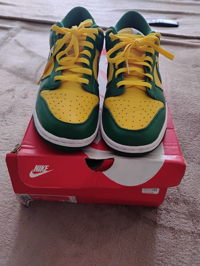 Brazil Dunk Low Size 11.5