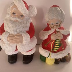 Vintage Santa Clause And Mrs Clause