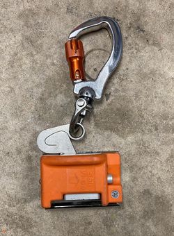 Sill Vi-go Climbing Gear Cell Tower