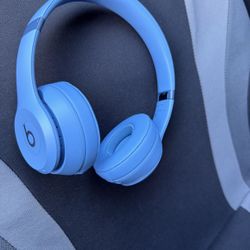 Beats Solo 4