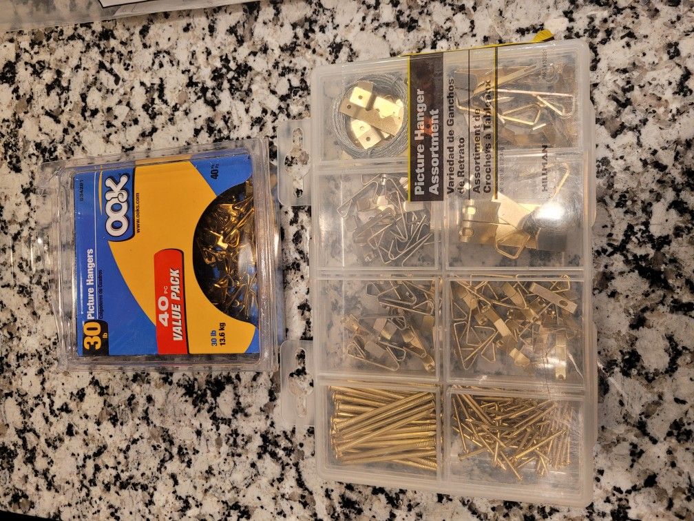 Assortment Picture Hangers