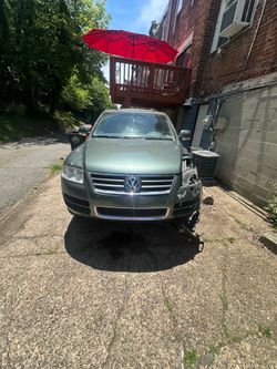 2005 VW Touareg 4D UTV 8-4.2L Gasoline SMPI