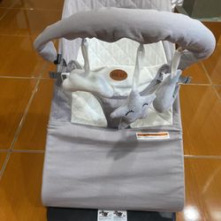 baby hammock from the HKAI brand.