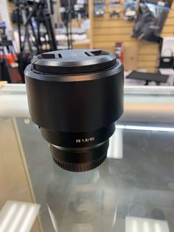 Sony 85mm 1.8 FF