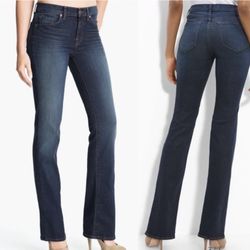 J Brand Slim Boot Cut Jeans Starless Wash Made in US Size 28