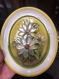Set of 2 hand signed ceramic glazed wall decorations 💛