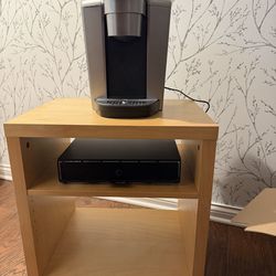 Coffee stand with Keurig with storage for pods