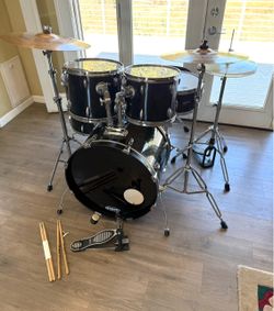 Ludwig Accent Combo complete 5 piece drum set Zildjian cymbals stands new throne hihat pedal $450 cash in Upland 91784