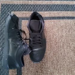Jordan Retro Low 