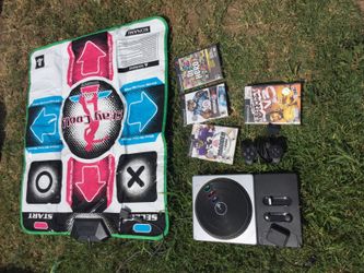 Dance pad, dj hero console, games and one controller