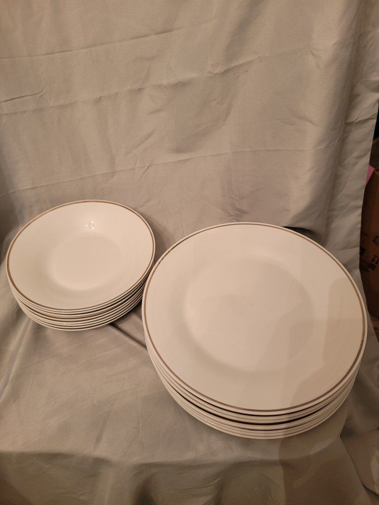 Elite Couture China Set, Gold Rim, Set Of 8, Bowls And Plates