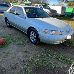 1999 Toyota Camry