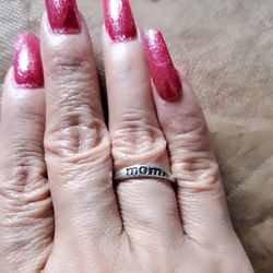 Letter Mom Ring Size 7