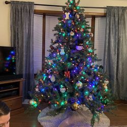 Christmas Tree 7 1/2 Feet 