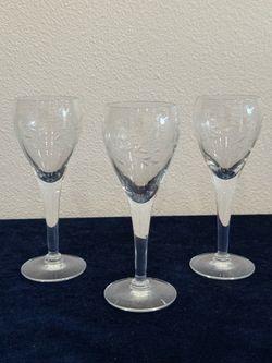 Vintage Princess House Heritage Crystal Wine Glasses, Etched Leaf Design. Set of 3