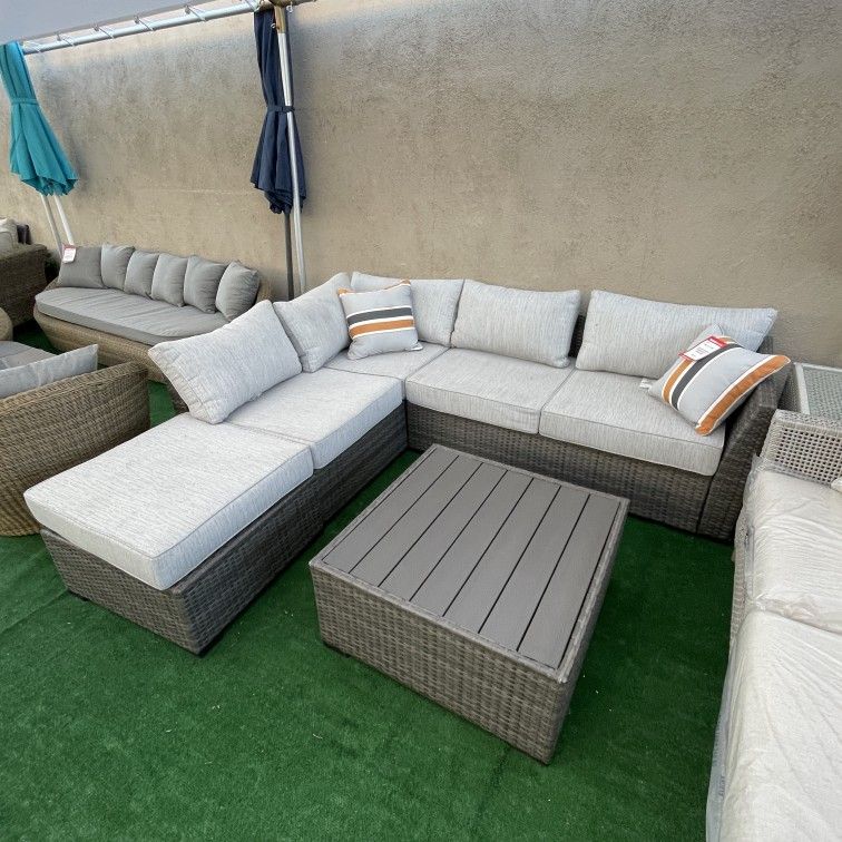 Cherry Point Gray 4pc Outdoor Sectional Set w/ Coffee Table