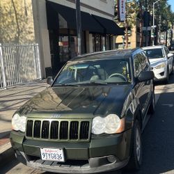 2008  Jeep Grand Cherokee 4x4 Loredo