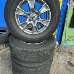 Semi New Tires With Rims 