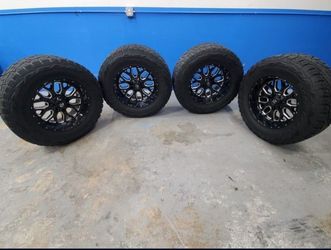 Rims and Tires 20inch 8x170 F250 Truck! Read Ad. $2300