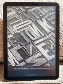 Kindle Paperwhite Signature Edition (32gb) + case/screen protector