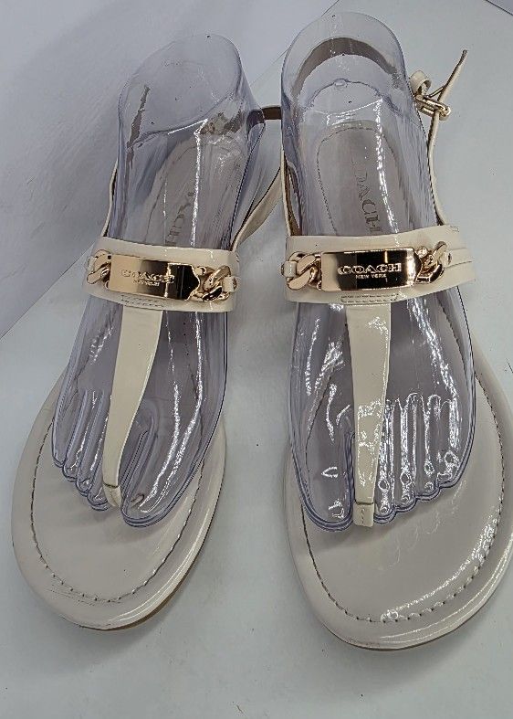 Coach Catherine Ivory Patent Leather Thong Sandals Slingback Flat Size 8 Women's