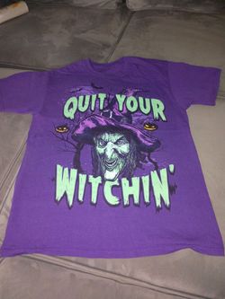Women's Size Small/Medium Halloween 🎃 Tee