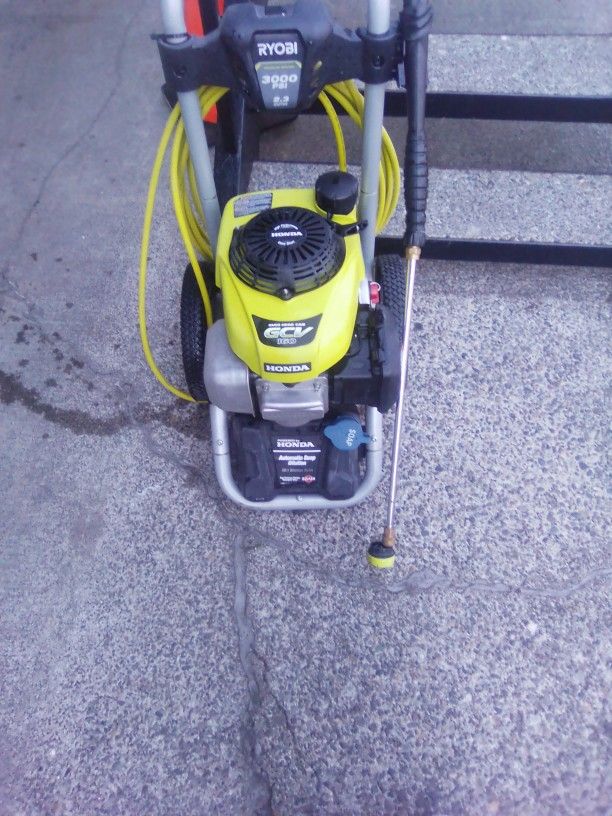 Ryobi Pressure Washer Honda Miter 3000 Psi Works Great Less Than 3 Hours On It Hose Wahn Like New 255.00 Cash Or Trade For 20 Inch Rims