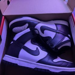 Panda High Nike Dunks 4.5y