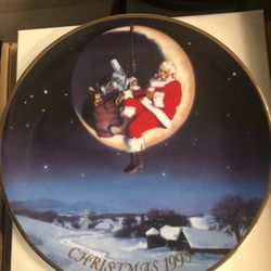 Sale 1998 Avon XMas Fine Decorative Collectibles