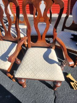 Broyhill Cherry Dining Chairs...set of 8