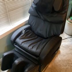 INADA YuMe Rocking Massage Chair