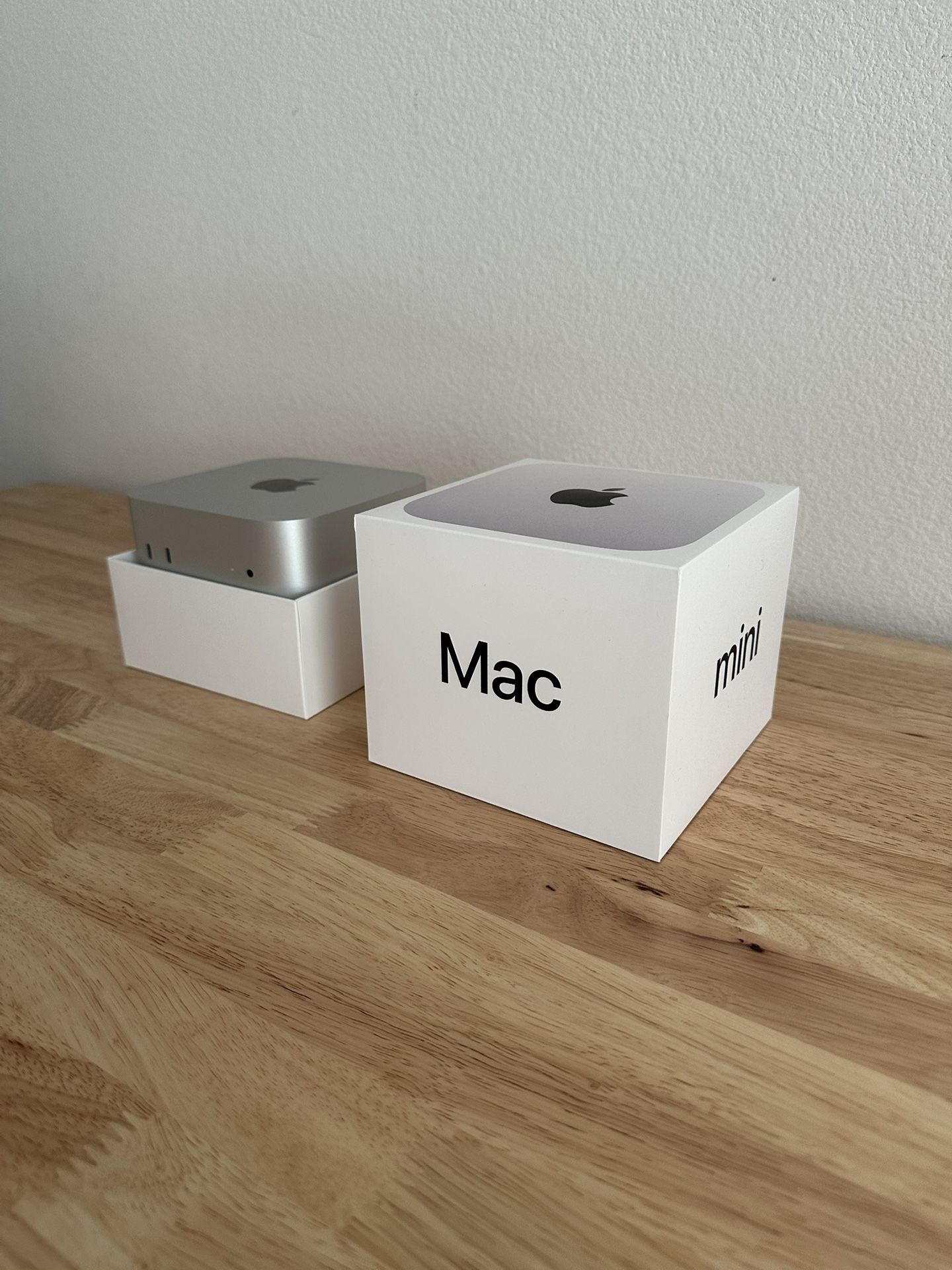 Apple Mac mini (Late 2024) - M4 Pro 12-Core, 24GB RAM, 1TB SSD, 16-Core GPU - Excellent Condition