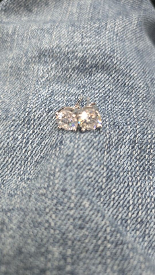 Diamond Earrings 