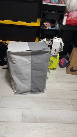 Laundry basket