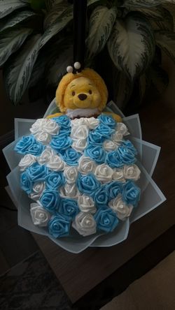 bumblebee Winnie the Pooh bouquet