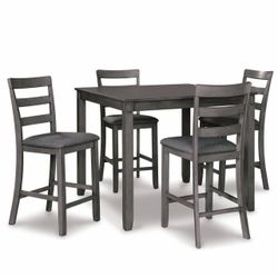 Bridson Gray High Table & 4 Barstools