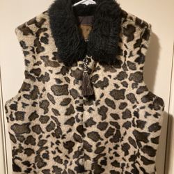 Leopard print vest with collar and zipper front