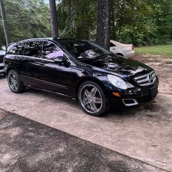 2006 Mercedes R-500
