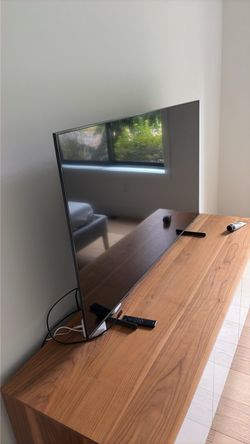 Samsung Qled 55 Q60C + Tv Console