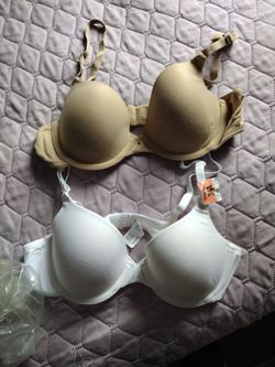 Two brand new 34A sweet nothings underwire bras
