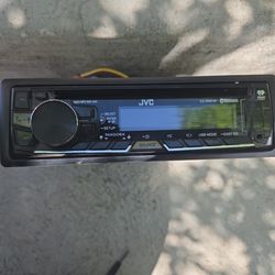 JvC car stereo with Bluetooth  and CD player