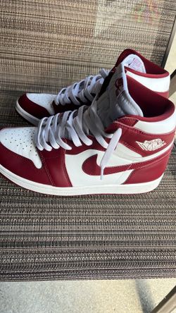 Air Jordan 1 Retro High OG "Artisanal Red